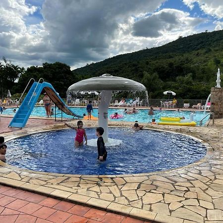 Hotel Cavalinho Branco Flat-105 Águas de Lindóia Dış mekan fotoğraf