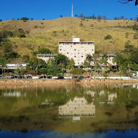 Hotel Cavalinho Branco Flat-105 Águas de Lindóia Dış mekan fotoğraf